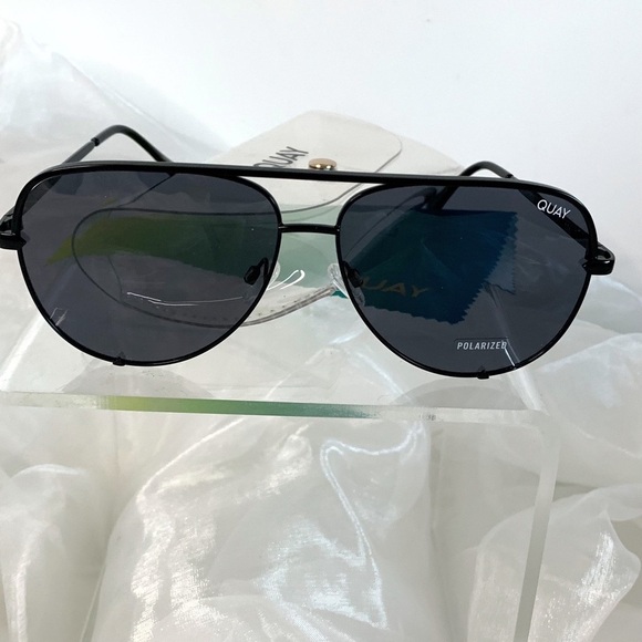 Quay Women’s Australia High Key Large Aviator Unisex - Picture 3 of 7